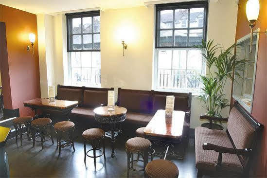 The Mitre Inn Knaresborough Exterior photo